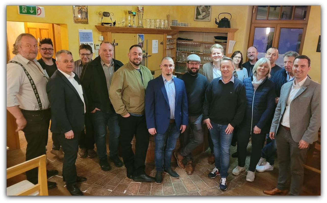 2023 - Info-Abend in unserem Dorfwiazhaus